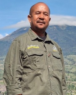 Dr. Husen Hutagalung
